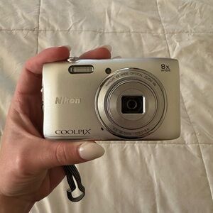 Nikon Coolpix S3600
